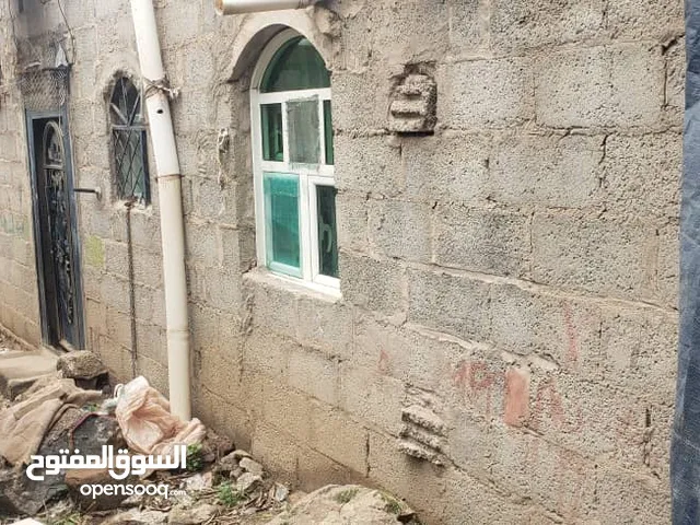 30 m2 4 Bedrooms Townhouse for Sale in Sana'a Asbahi