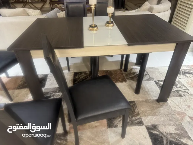 ميز طعام 155x 90 مع 6 كراسي جلد اسود