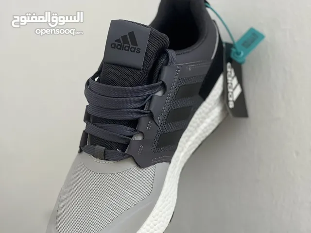 مسيرة للحذية الرجالية