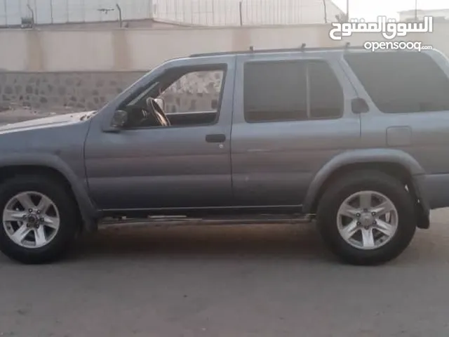 Used Nissan Pathfinder in Aden