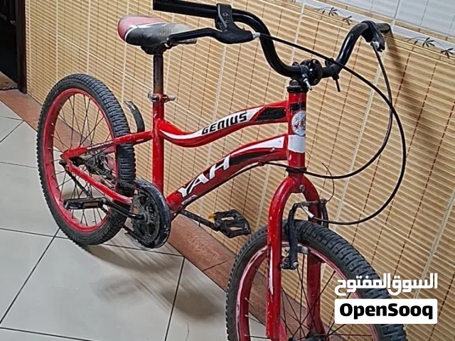 دراجة هوائية مستخدمة شهرين مافي اي عطل