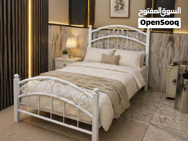 سرير نفر حديد