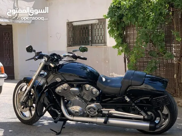 هارلي ديفيدسون V-rod للبيع