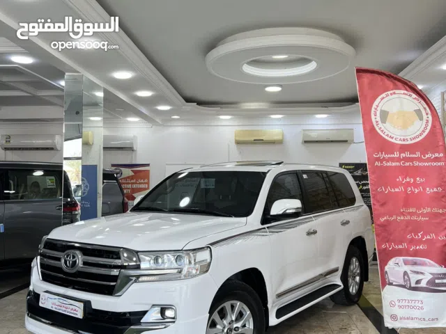 لاندكروزر 2019 GXR نظيف جداً