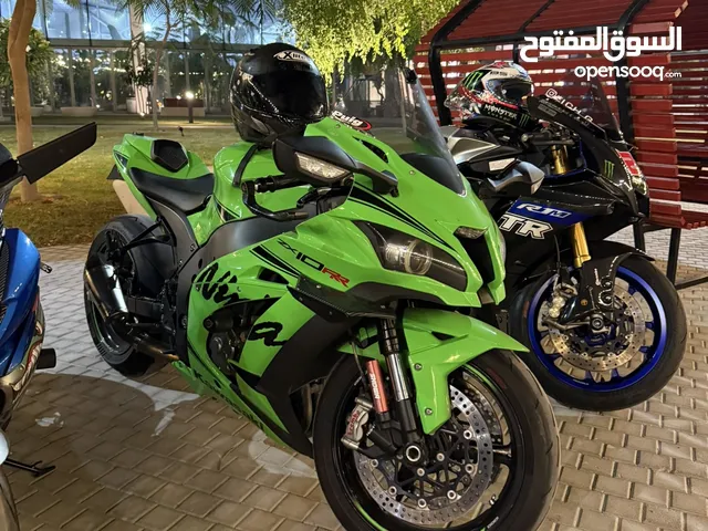 KAWASAKI NINJA ZX10R LIMITED WITH TONS OF MODIFICATIONS IN A PERFECT CONDITION