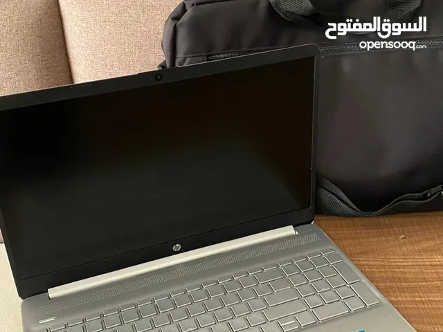 للبيع لابتوب hp مستعمل شبه جديد نظيف جدا