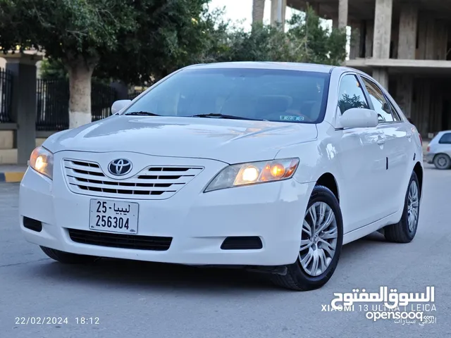 Toyota Camry XLE in Al Khums