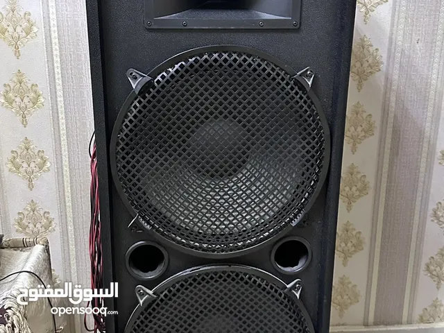 مكسر مع سماعتين كبار مستعمل فتره قصيره