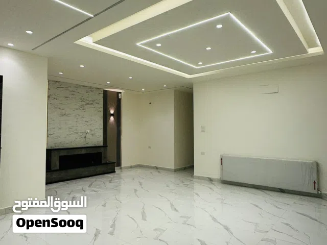 شققه مميزه جديده لم تسكن للايجار مساحه 185 متر طابق ثالث