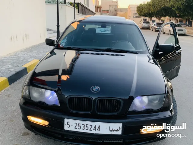 BMW 325 2004 in Tripoli