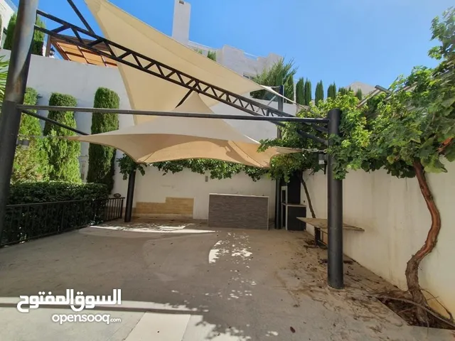 850m2 5 Bedrooms Villa for Sale in Amman Dabouq