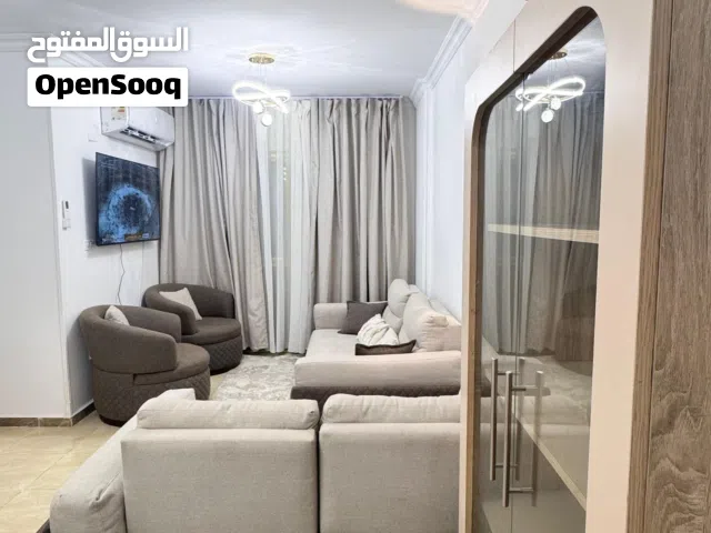شقه للايجار بجوار المتحف المصري الكبير والاهرامات بفالي تاورز