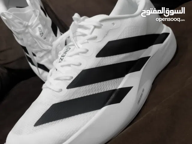 حذاء ايداس غير مستخدم وأروبي المقاس 43 ومتوفر واحد 42  السعر 30 د شامل التوصيل الواحد اربد العنوان