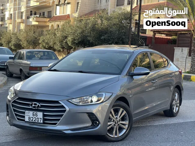 2018, هيونداي, النترا, Standard