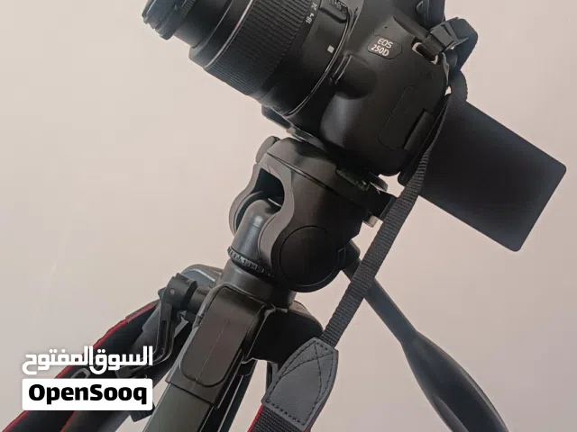 كاميرا  Canon D 250  للبيع بسعر مغري جدا