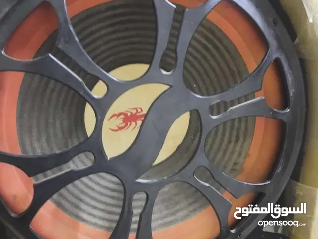 سماعه العقرب بحاله جيده سعر جيد 20 دينار الاستفسار ع رقم 0ة