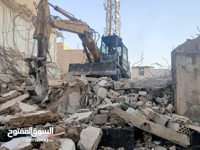 حفارة للبيع مديل 1989  بحالة جيدة