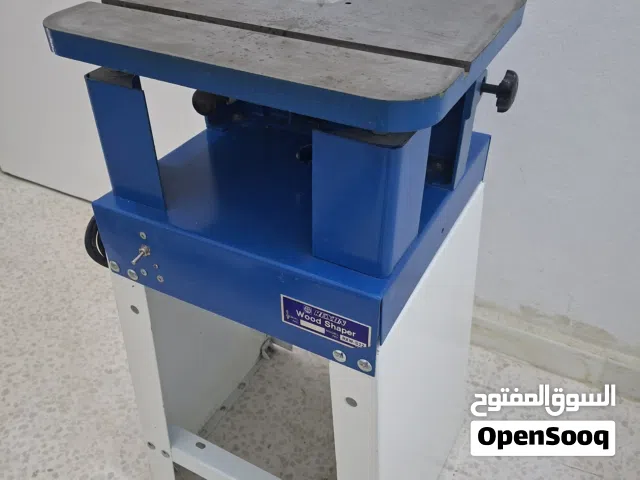 ماكينة نجارة فريزة راوتر 1 فاز بحالة ممتازة ونظيفة وشغالة عالفحص للبيع قابل للتفاوض
