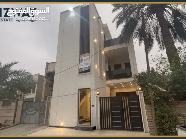 فرصة استثمارية دار للبيع في حي حطين