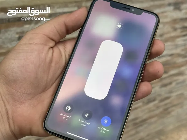 iPhone XS Max عيب لا