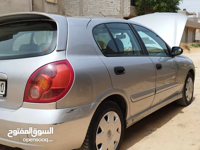 Used Nissan Almera in Tripoli