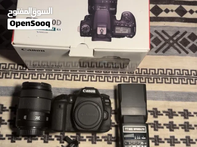 كاميرا كانون 90D