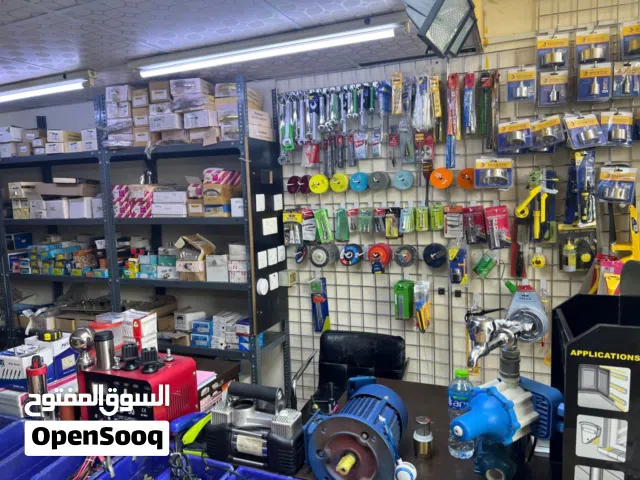 فرصة نادرة – تصفية مواد بناء بالكامل