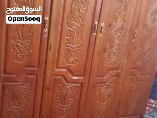 نشتري جميع الاثاث والخشب والحديد والخردوات