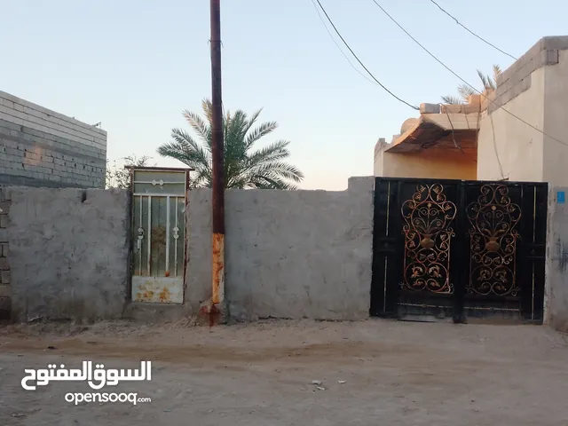 250m2 2 Bedrooms Townhouse for Sale in Basra Abu Al-Khaseeb