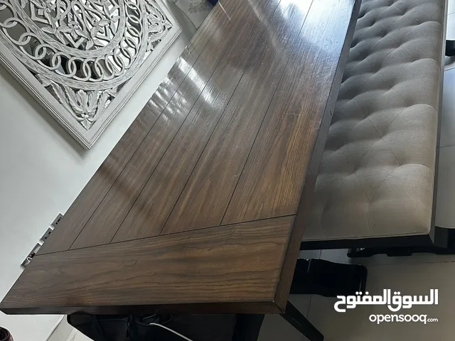 Beautiful dining table for sale