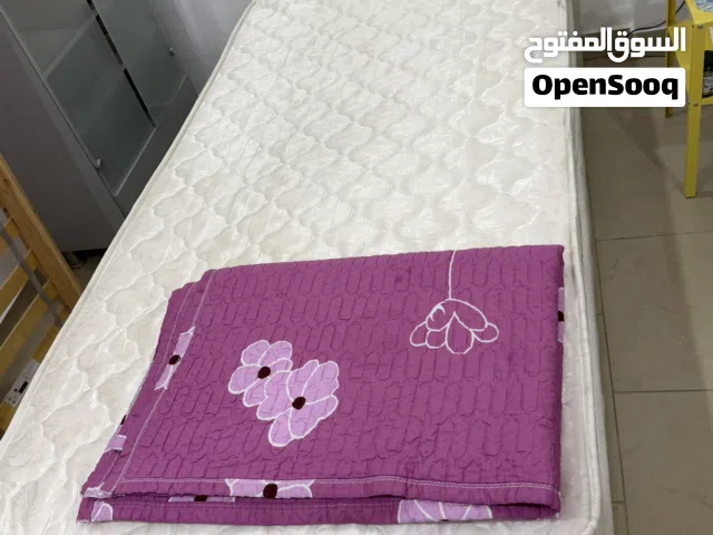 Single bed with mattress