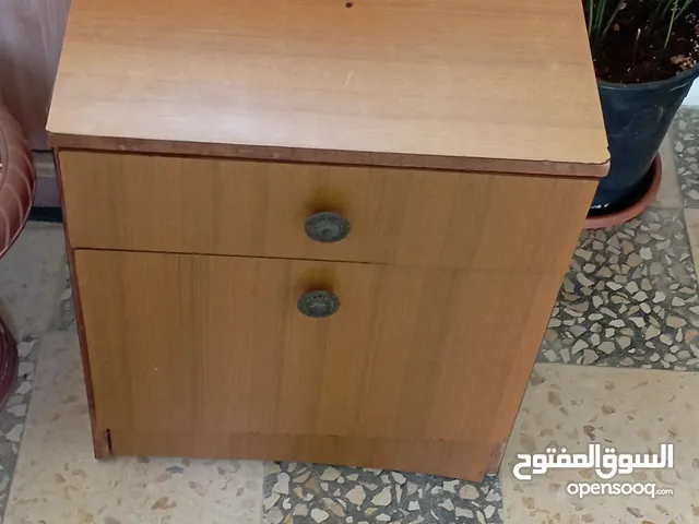كومدينه بحالة جيدة للبيع
