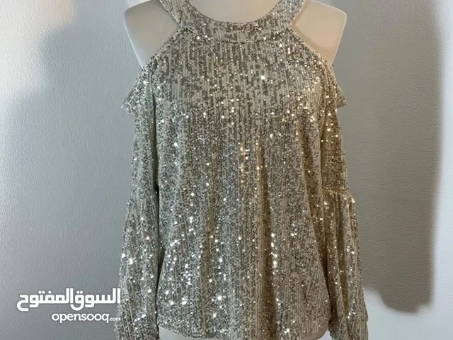 Others Tops - Shirts in Muscat