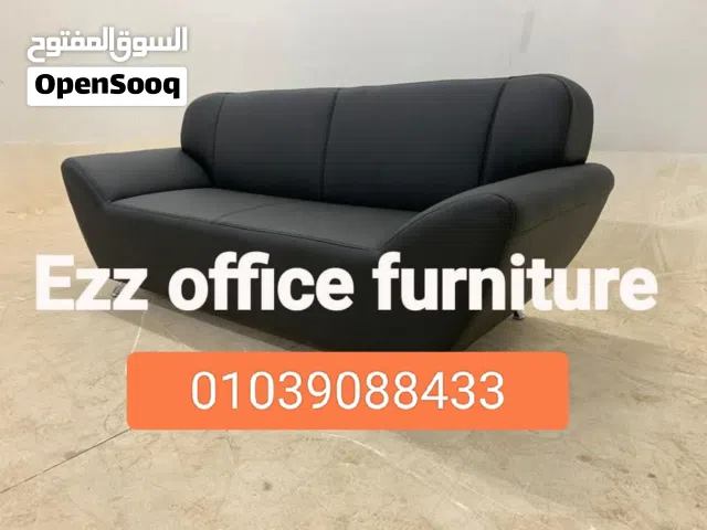 طقم انتريه استقبال مودرن جلد مستورد مكون من كنبه 3 مقعد 2فوتيه متوفر بجميع الالوان