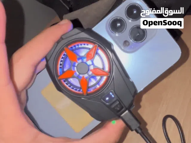 مبرد الهواتف الاحترافي تبريد فوري وأداء فائق للألعاب والبثوث  الاستخدامات:  خفض حرارة الهاتف فوراً أ