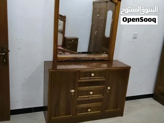 غرفه نوم 5 باب  الخارج صاج 4 ملم الداخل عادي 4 ملم  القياعده بلوك الضهر جرجوبة براغي  التوج زان مصري