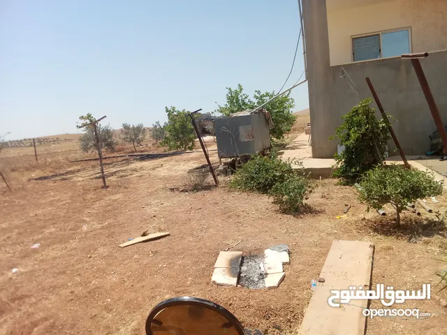 150 m2 4 Bedrooms Townhouse for Sale in Irbid An-Nuayyimah