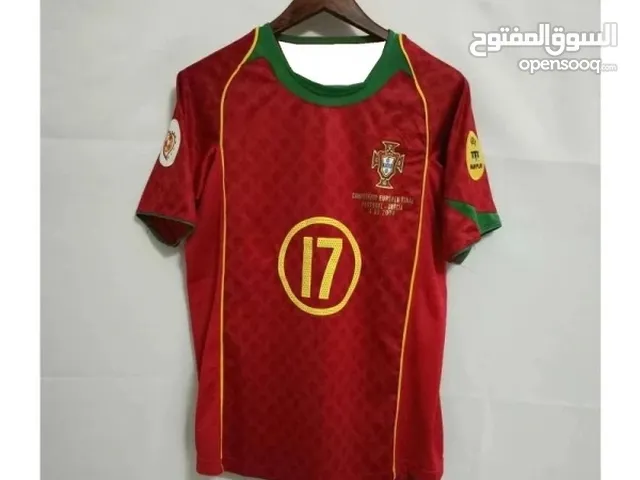 تيشيرت كرة قدم للعاب كرستيانو قديم ونادر ويحمل الرقم 17 كرستيانو في شبابه