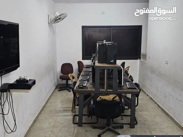 محل كمبيوترات للألعاب بحاله جيده بسعر طري