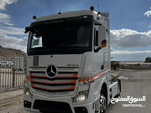 Chassis Mercedes Benz 2017 in Zarqa