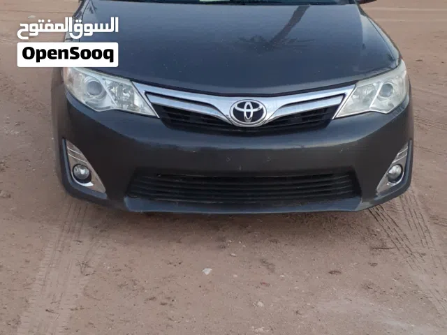 تويوتا كامري 2014 للبيع