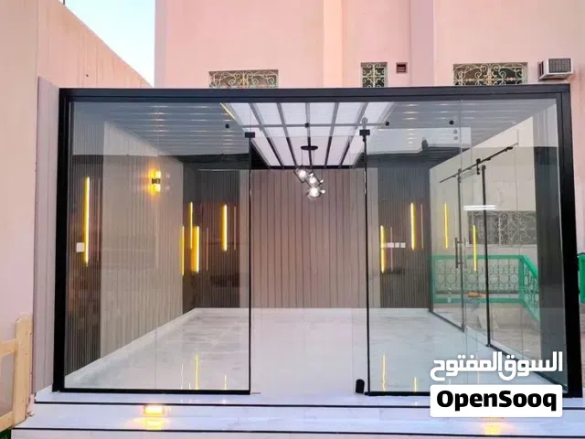تركيب زجاج سكريت الشرقيه  واجهات شورات قواطع مكاتب ابواب دربزين صيدليات بترينات