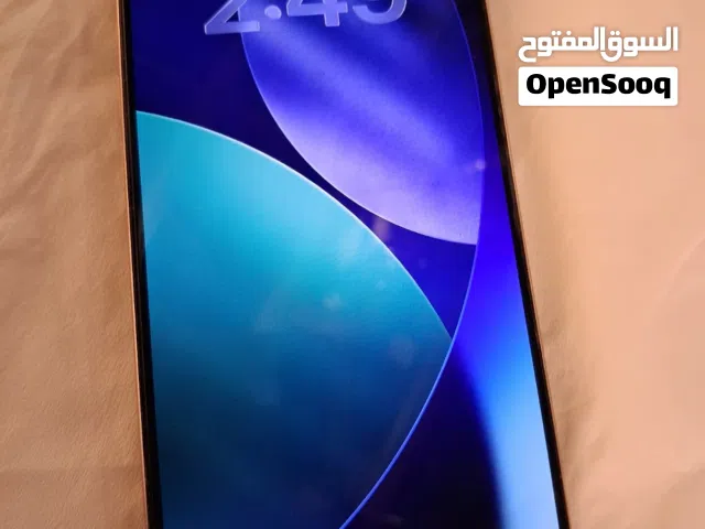 Apple 16 pro max very good meat and clean mobile