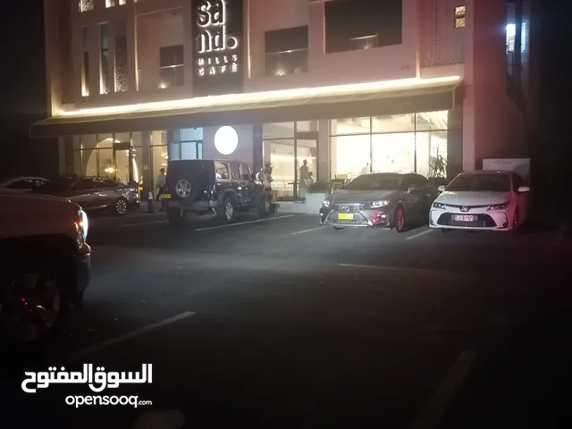 مقابل عمان مول شقة مؤثثة ومنتهى الرقي للإيجار