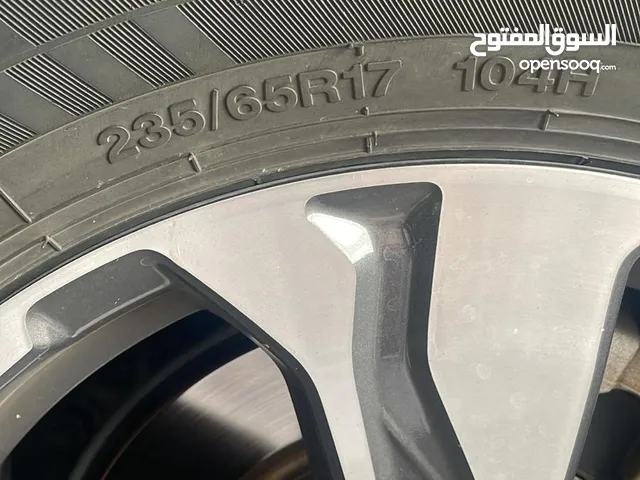 للبيع اطارات جيب هوندا CRV انتاج سنه 2023 مستعمله نظيفه مقاس 235 /65/17