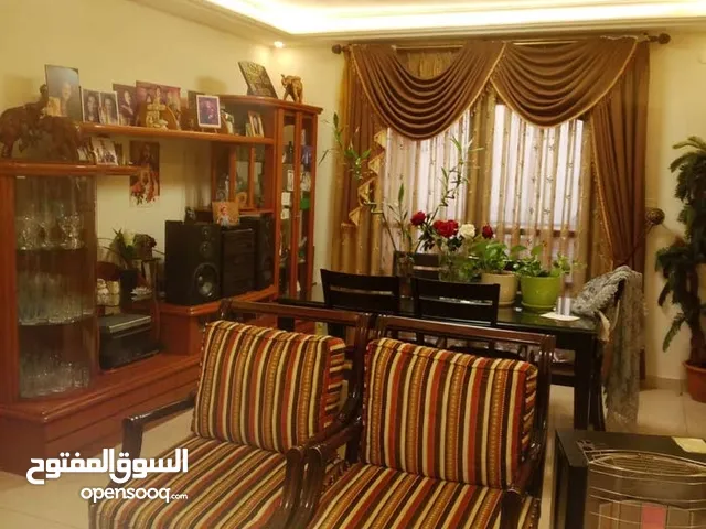 شقة طابق ثاني للايجار