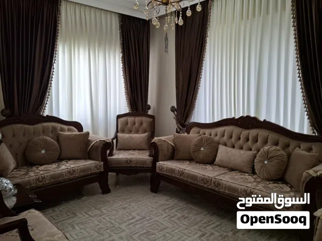 كنب ضيوف 9 مقاعد شبه جديد للبيع