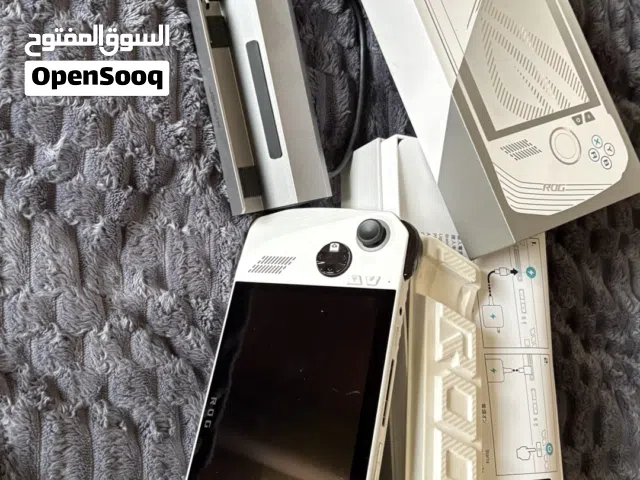 ROG Ally Z1 Extreme 512GB -للبيع مع جهاز Dock يمكن من خلاله توصيل الجهاز في شاشه ليصبح بي سي مصغر