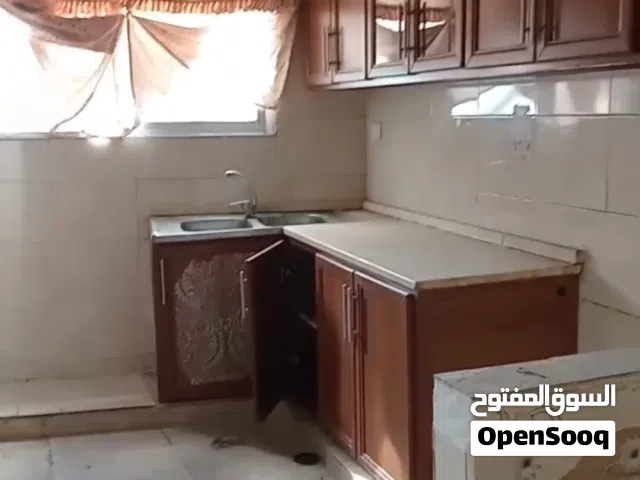 الهاشمي الشمالي شقة مقسومة شقتين للسكن او للأستثمار