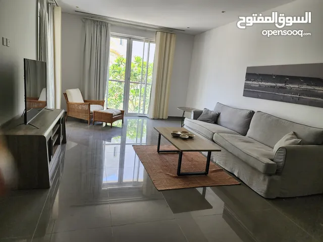 luxuries fuly furnished flat at the wave